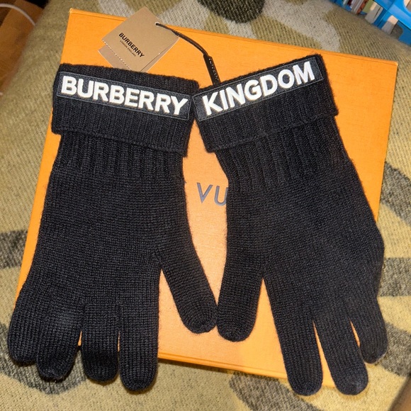 /traded/NWT Burberry Kingdom Logo Cashmere Gloves - Picture 3 of 8